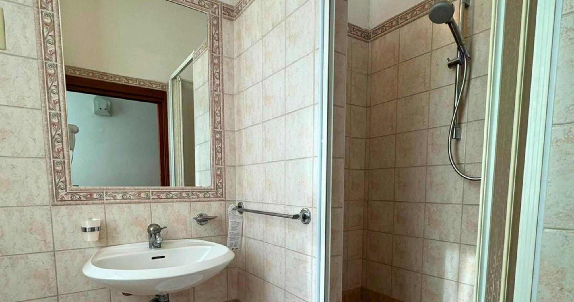 Hotel Caruso Римини Экстерьер фото